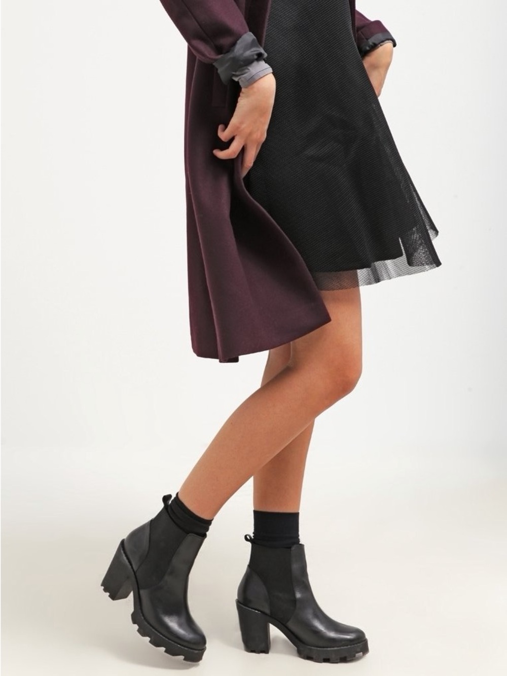 TULIP B | Black Tulle A-Line Skirt